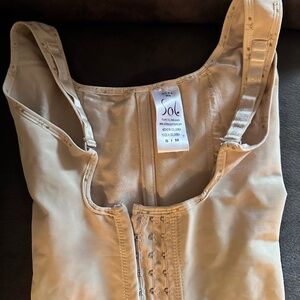 Sol faja Hourglass Shapewear Knee length